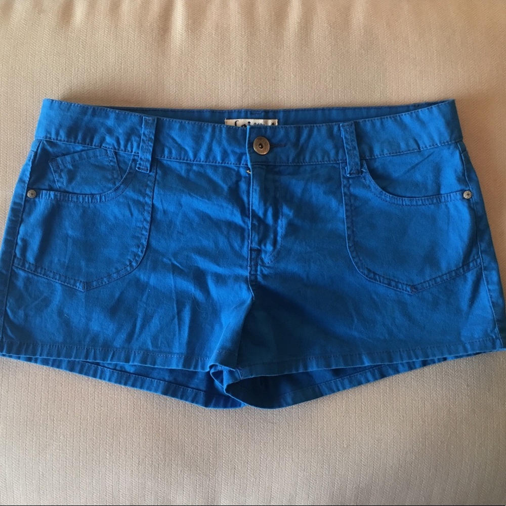 L.E.I. Ashley Low Rise Shorts